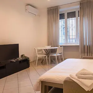 בית נופש Iv House, רומא